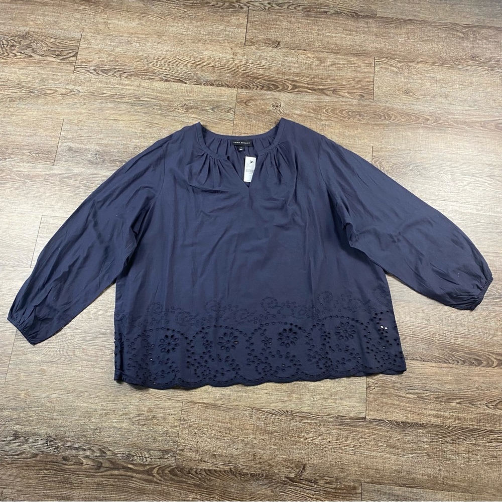 Lane Bryant Shirt Women 22 Navy Blue V Neck Long Sleeve Floral Cut Out Bottom